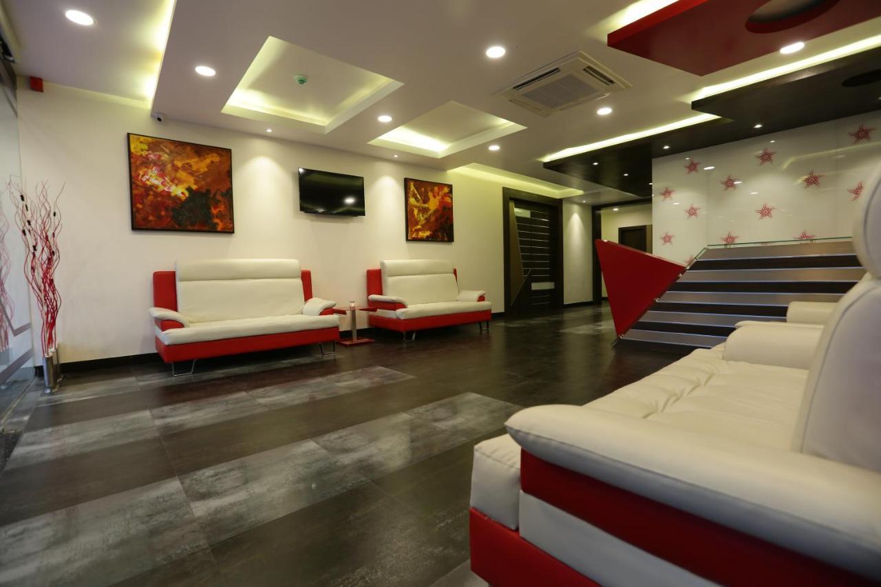 The Spin Hotel Chennai Exterior foto