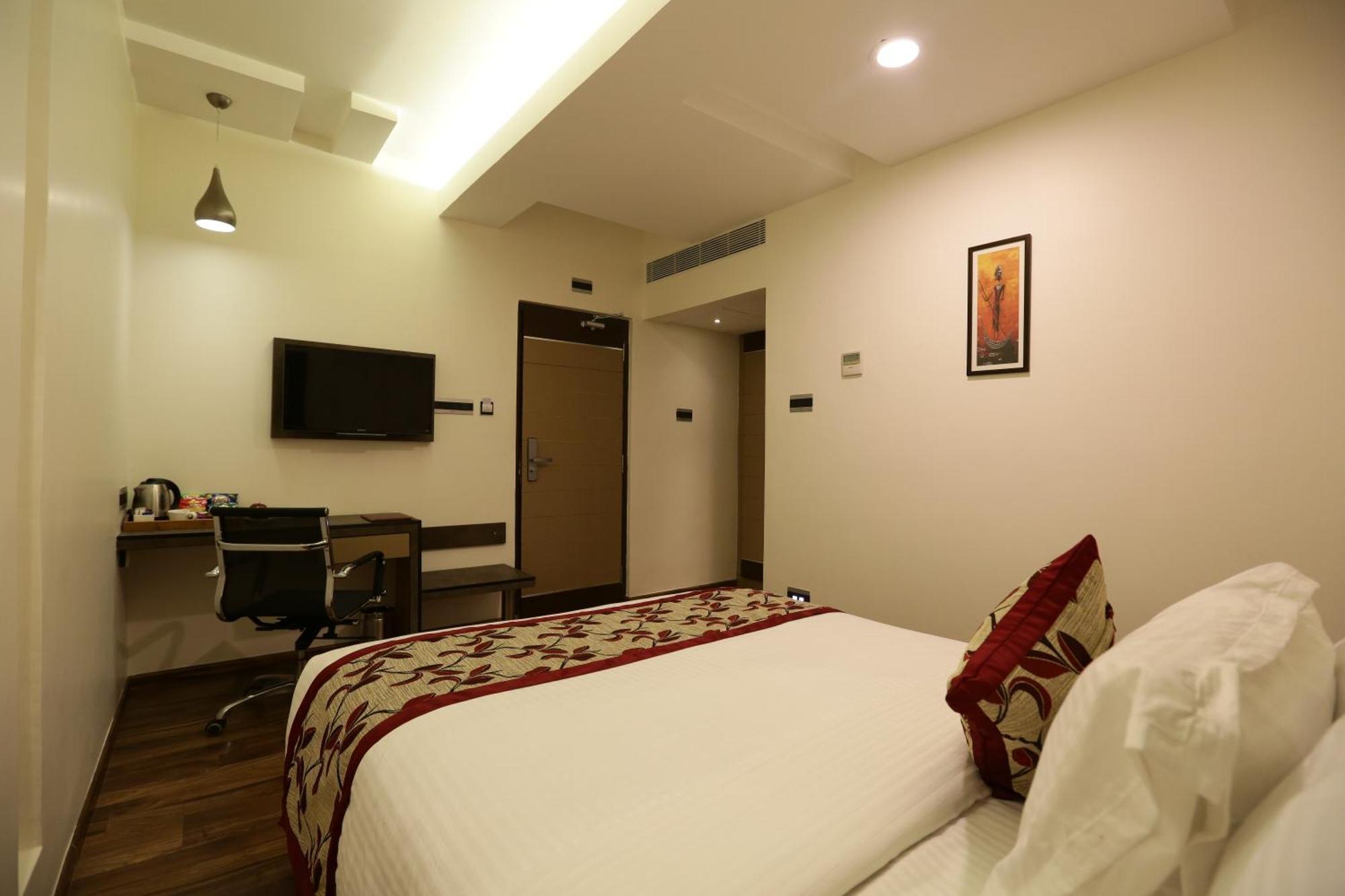 The Spin Hotel Chennai Exterior foto